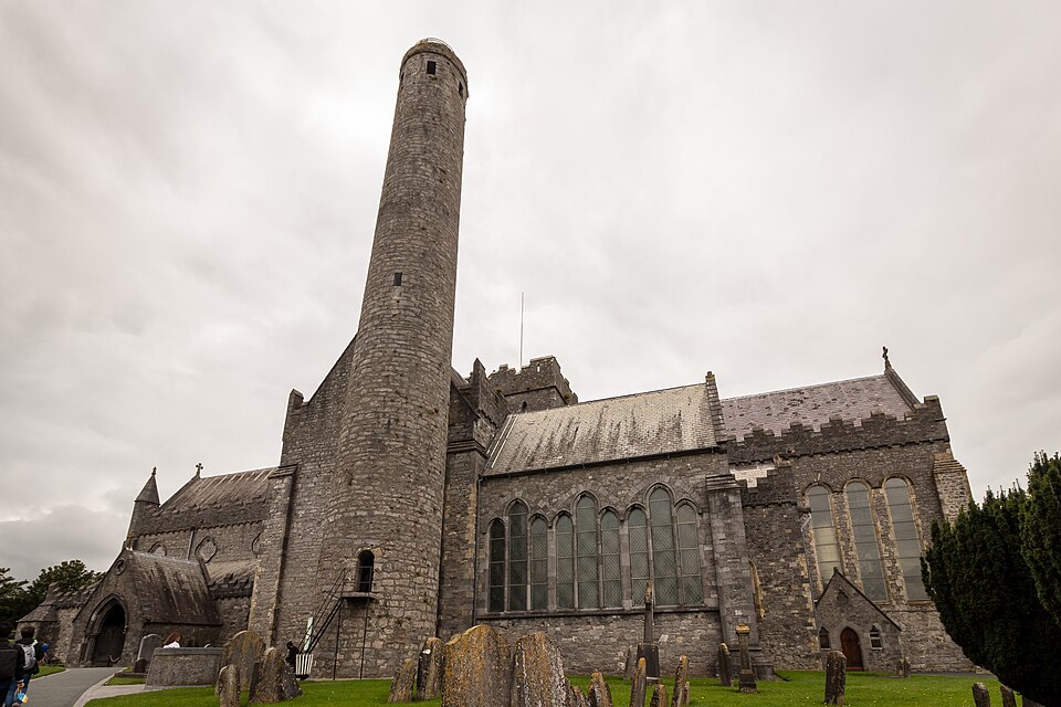 Exterior view of St Canice's Cathedral in Kilkenny
